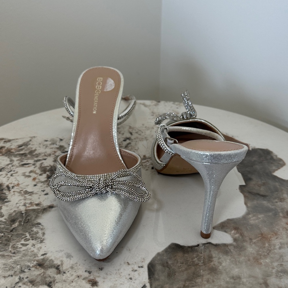 BCBG Silver Rhinestone Bow pumps 3.5 heel height pointed toe